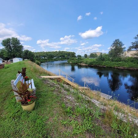 L'Auberge Du Vieux Pont Saint-Raymond المظهر الخارجي الصورة