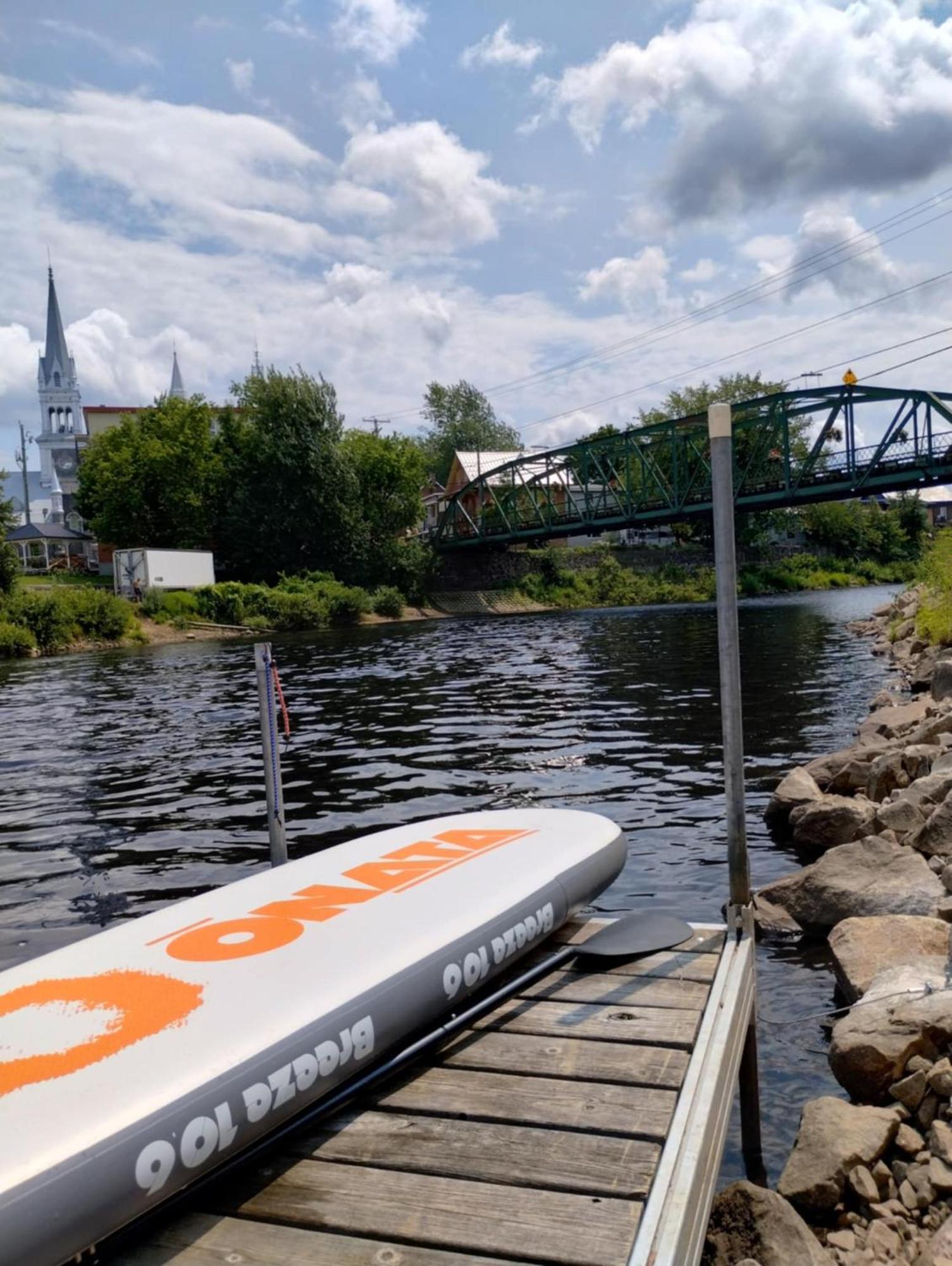 L'Auberge Du Vieux Pont Saint-Raymond المظهر الخارجي الصورة